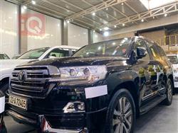 تۆیۆتا لاند کروزەر